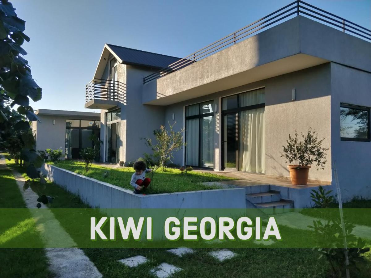 Villa Kiwi Georgia Kobuleti Exterior foto